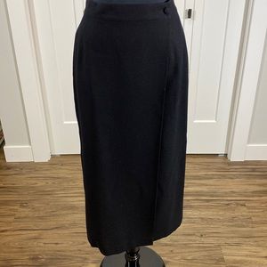 3/$23 Vintage Maggie McFly’s black wool maxi skirt